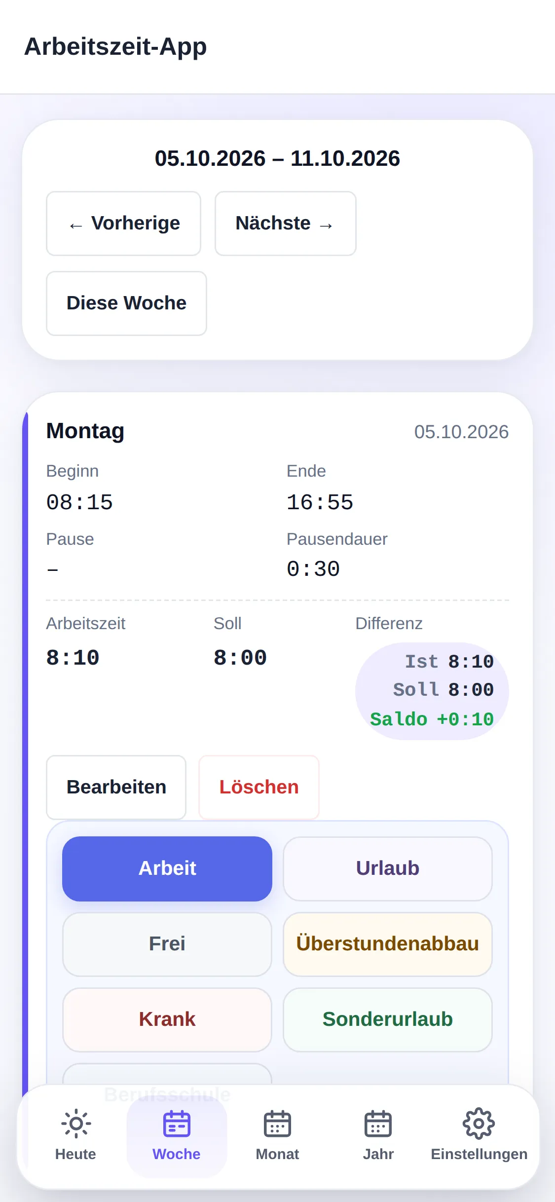 Handy-Ansicht der Wochenübersicht mit Karten für jeden Tag, darauf Arbeitsbeginn, Arbeitsende, Pause und Saldo.